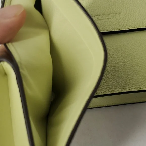 Coach C9971 Turner Flap Pebble Leather + C0082 Medium Corner Zip Wallet Lime